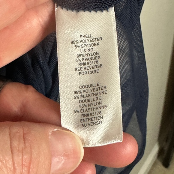 Like New Tahari Navy Floral Dress Size 16 - Picture 4 of 5